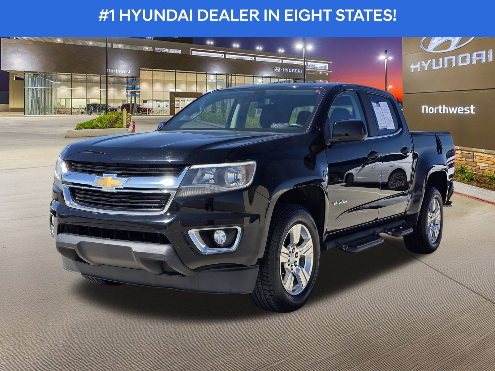 Used 2018 Chevrolet Colorado LT w/ LT Convenience Package image 2