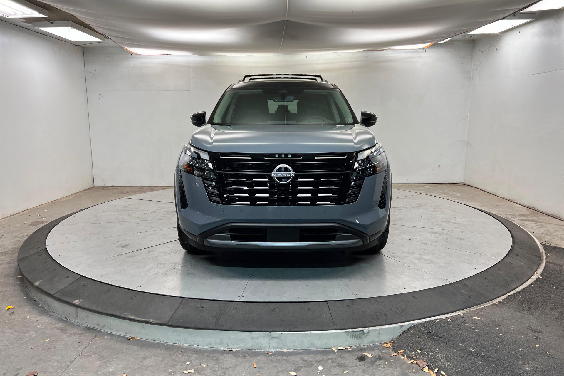 New 2026 Nissan Pathfinder Platinum image 8