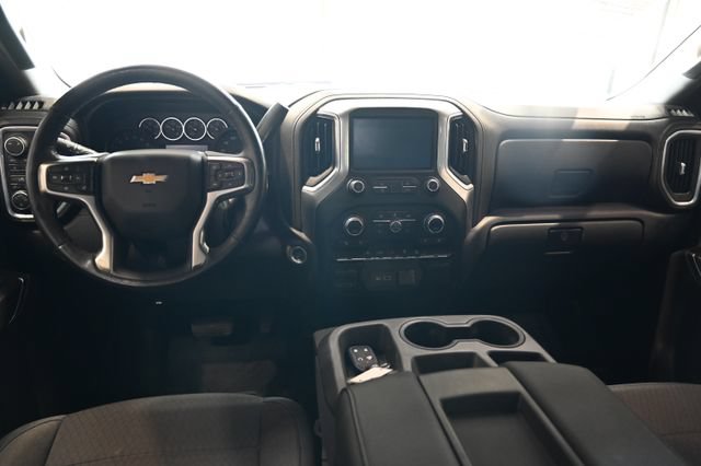Used 2019 Chevrolet Silverado 1500 LT w/ All-Star Edition AWD/4WD image 13