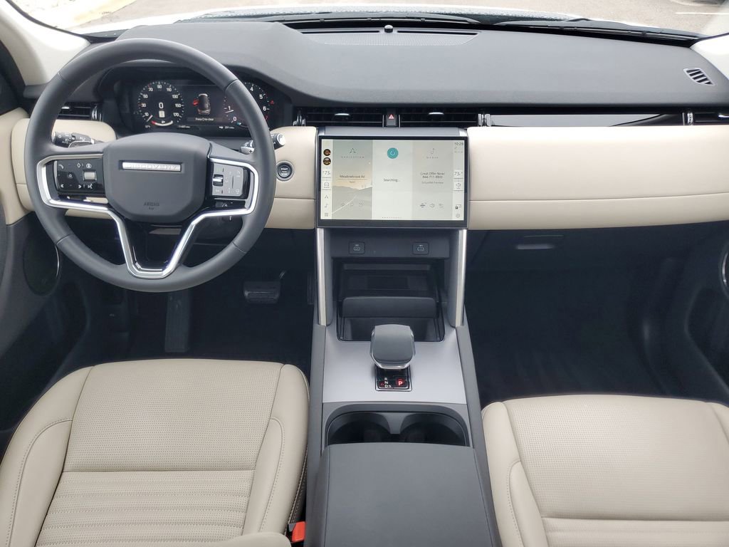 Used 2025 Land Rover Discovery Sport S image 27
