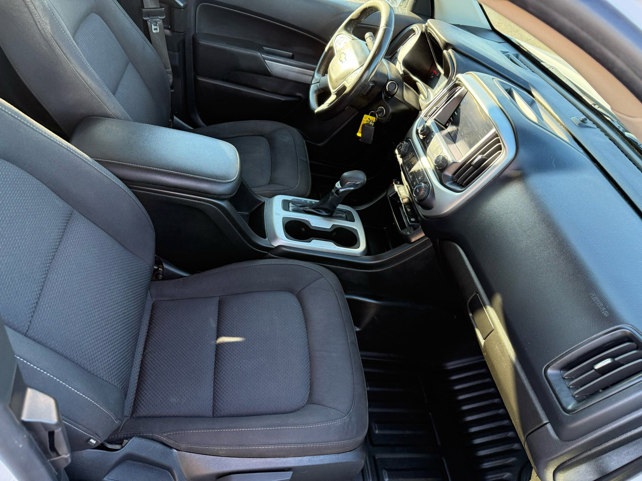 Used 2022 Chevrolet Colorado LT w/ Fleet Safety Package image 16