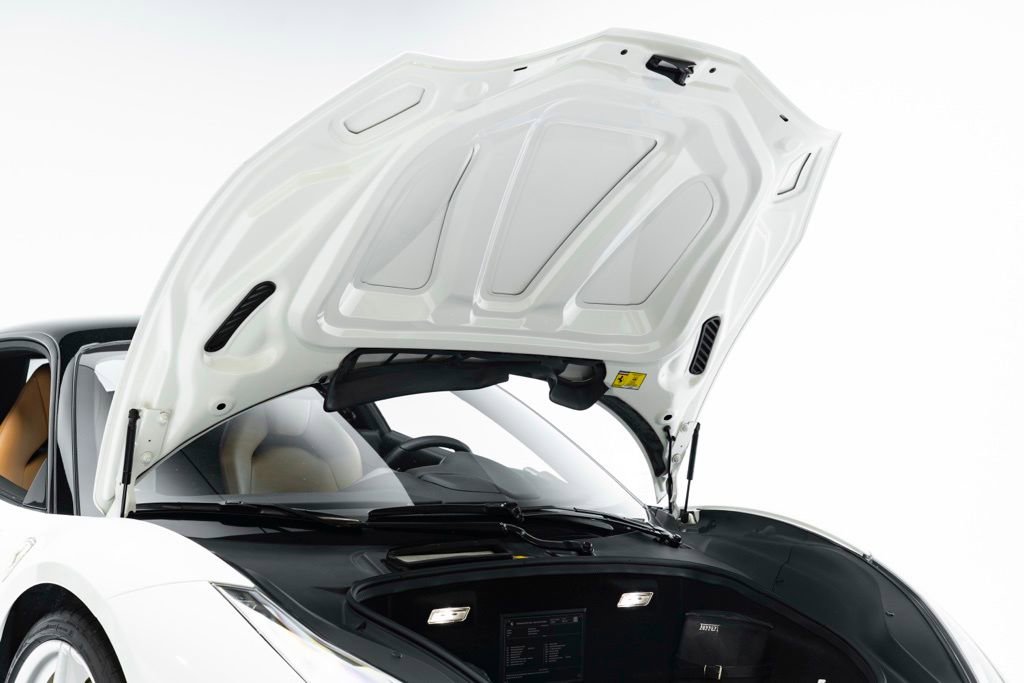 Used 2016 Ferrari 488 GTB image 42