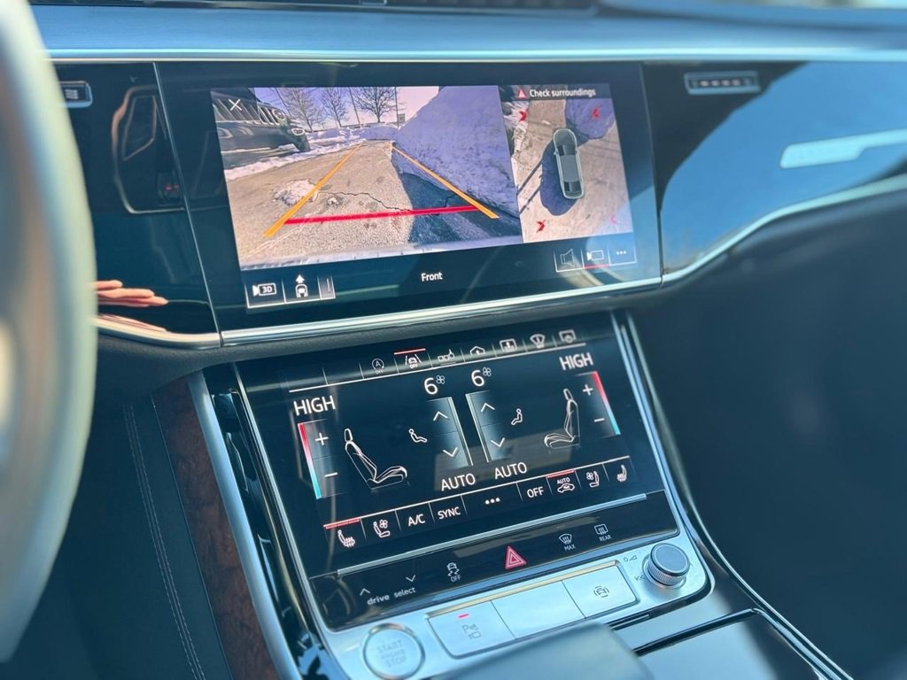Used 2019 Audi A8 L 4.0T image 16