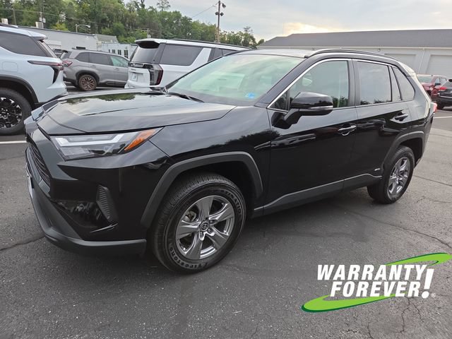 Used 2025 Toyota RAV4 XLE w/ Convenience Package AWD/4WD image 3