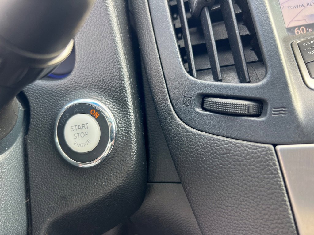 Used 2012 INFINITI G37 x w/ Premium Pkg image 29