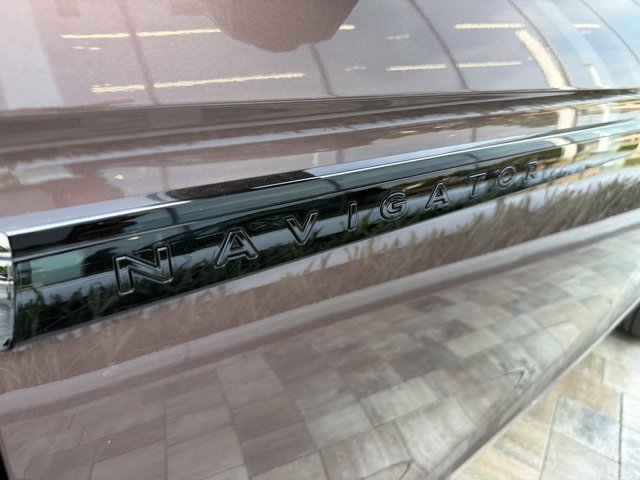 New 2027 Lincoln Navigator L Black Label AWD/4WD image 8