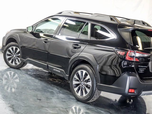 Used 2024 Subaru Outback Limited image 11