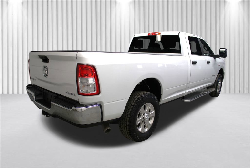 Used 2024 RAM 3500 Big Horn AWD/4WD image 3