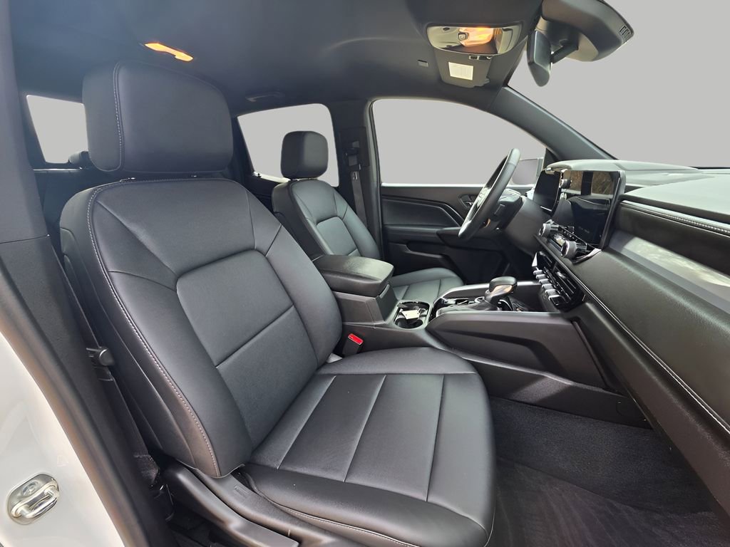 Used 2024 Chevrolet Colorado LT w/ LT Convenience Package III image 10