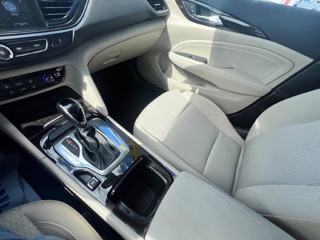 Used 2018 Buick Regal Preferred w/ Driver Confidence Package #1 FWD image 23
