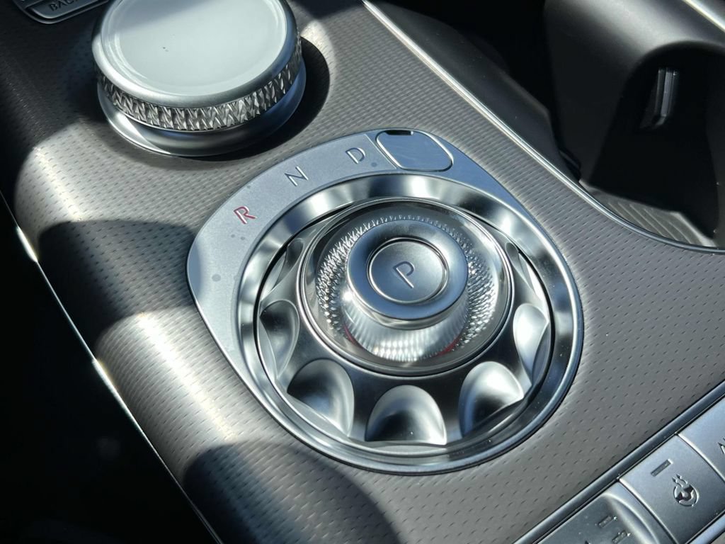 New 2024 Genesis GV60 Advanced AWD/4WD image 31