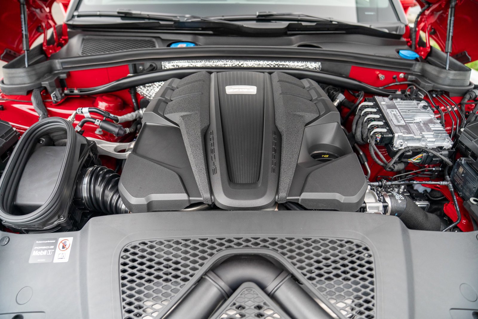New 2026 Porsche Macan S image 29