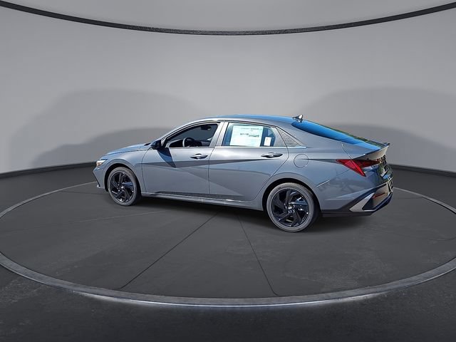 New 2026 Hyundai Elantra SEL Sport Premium FWD image 6