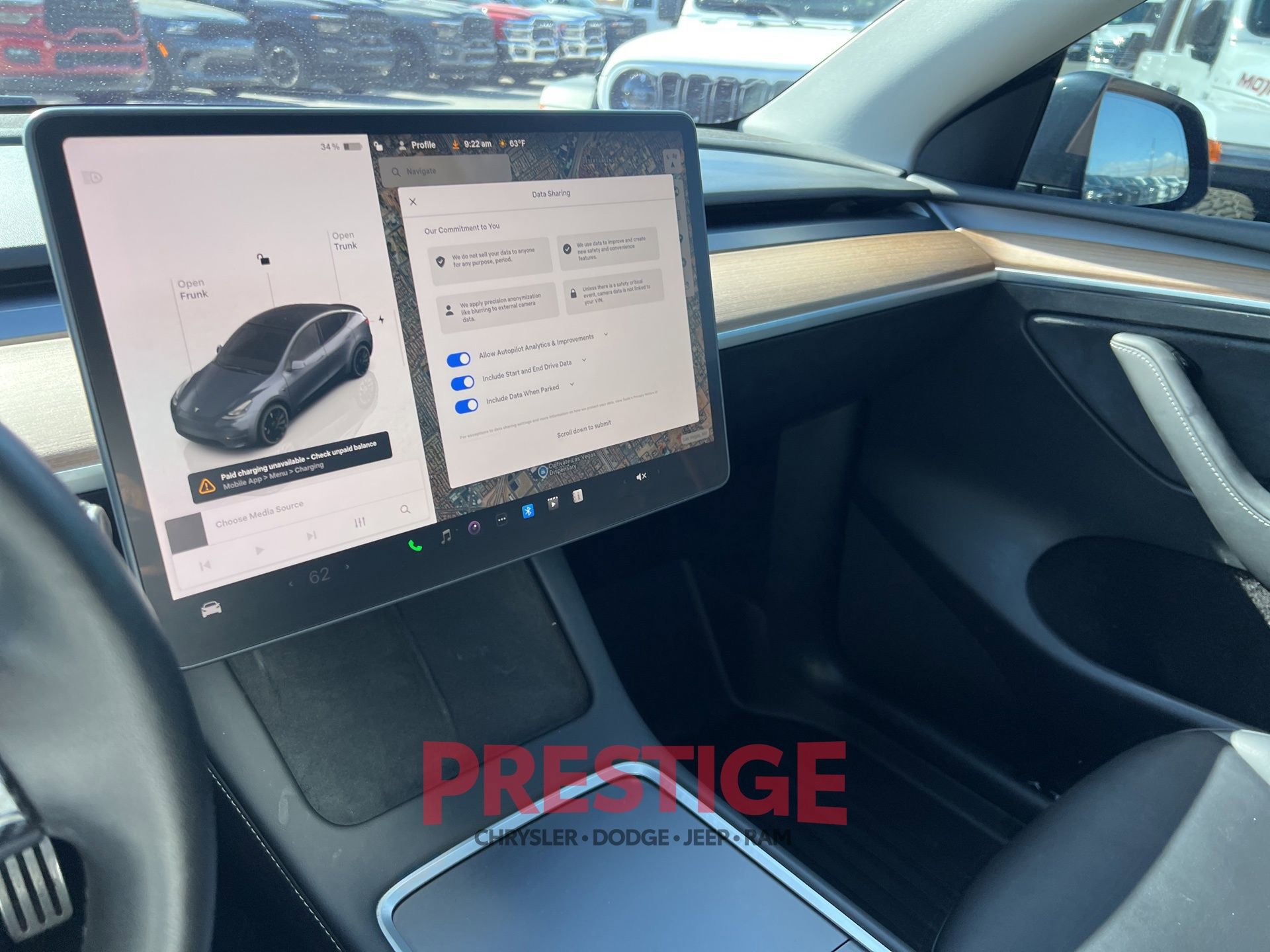 Used 2023 Tesla Model Y Performance AWD/4WD image 34