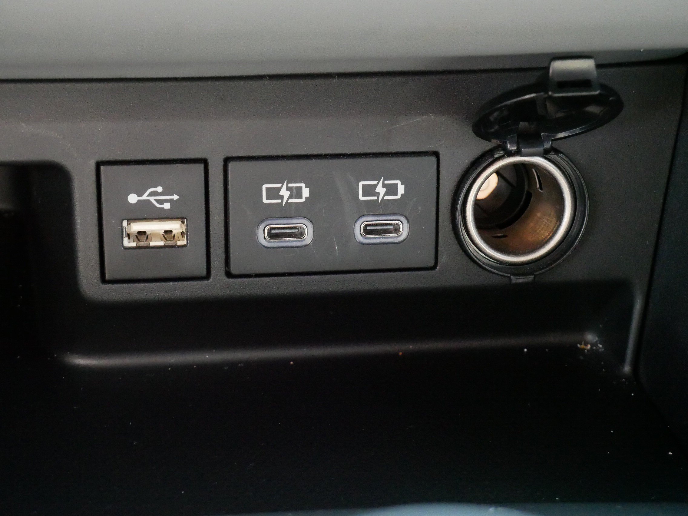 Certified 2026 Toyota Highlander XLE AWD/4WD image 29