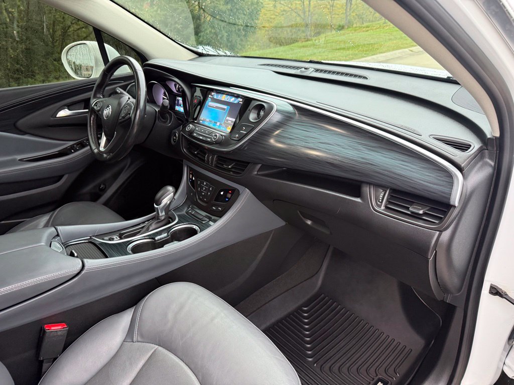 Used 2019 Buick Envision Essence FWD image 25