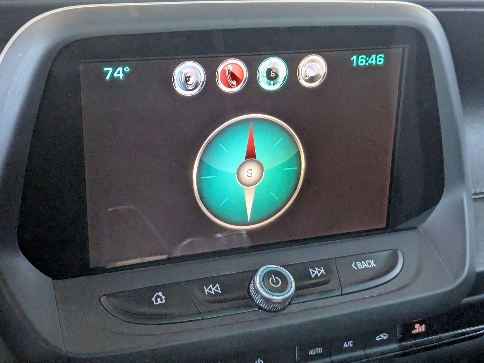 Used 2017 Chevrolet Camaro SS RWD image 19