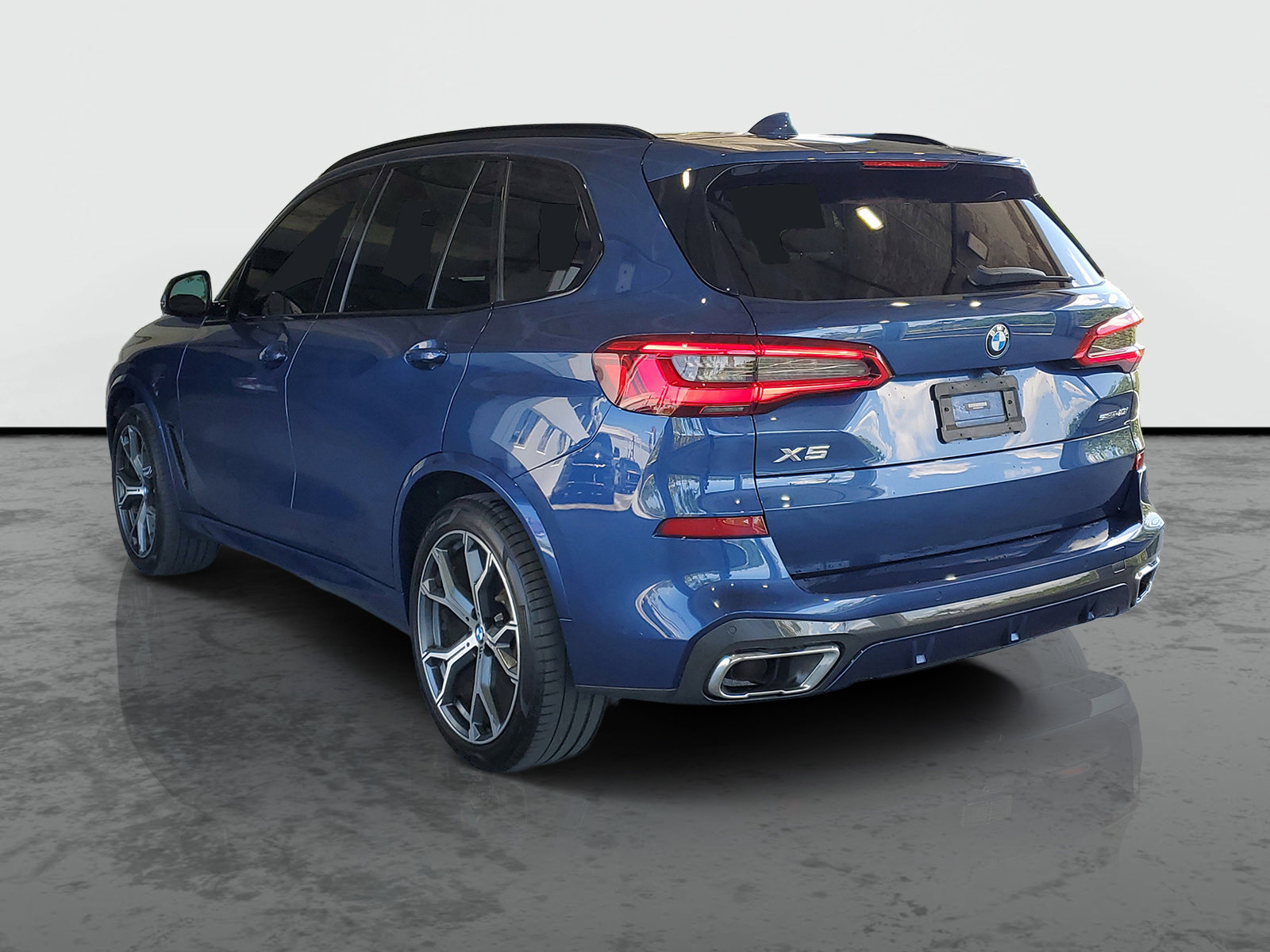 Used 2020 BMW X5 sDrive40i w/ M Sport Package RWD image 3