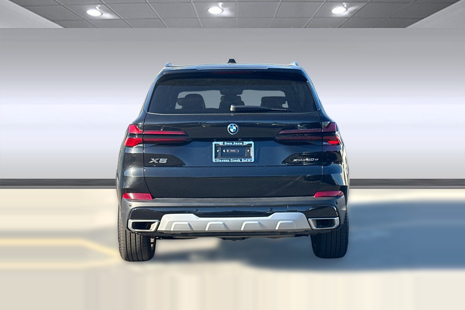 Used 2025 BMW X5 xDrive50e image 10