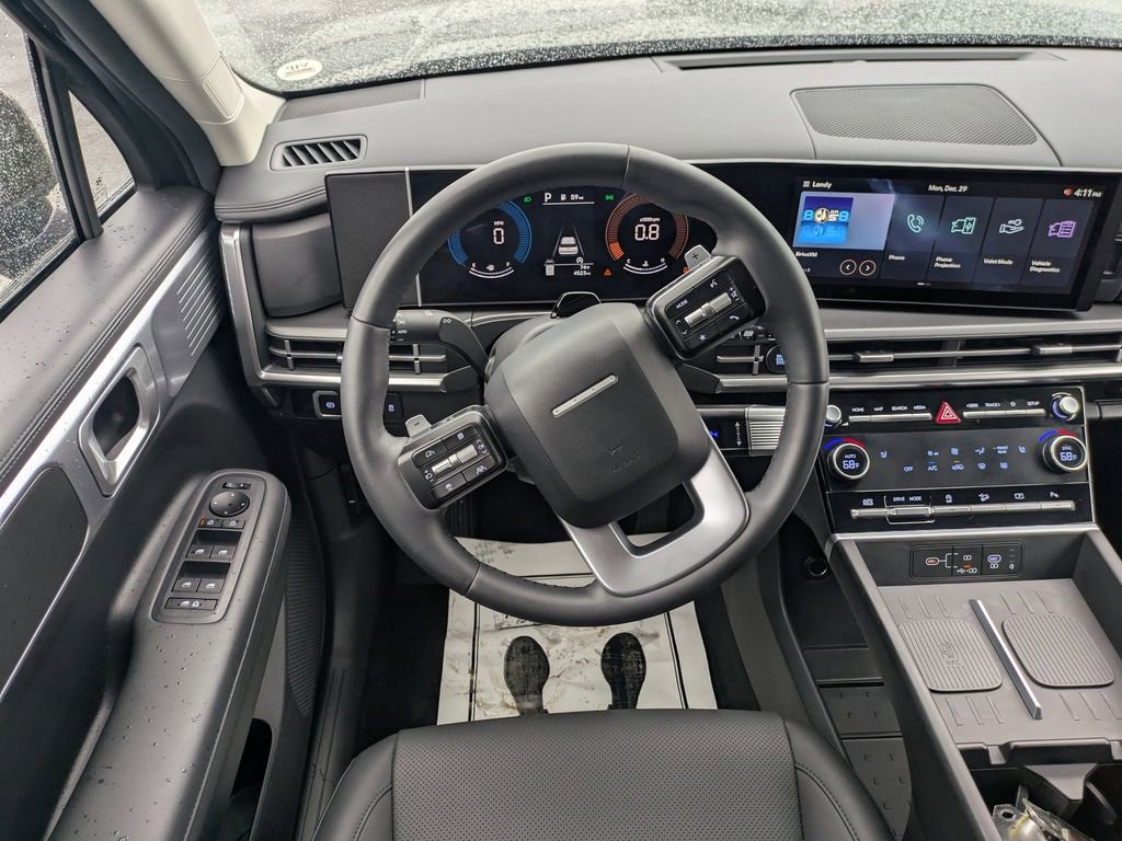 Used 2025 Hyundai Santa Fe SEL image 15