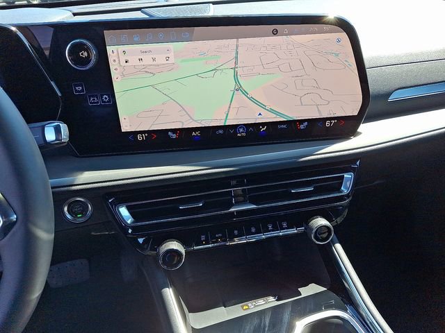 New 2025 Chevrolet Traverse LT w/ Enhanced Driving Package image 12