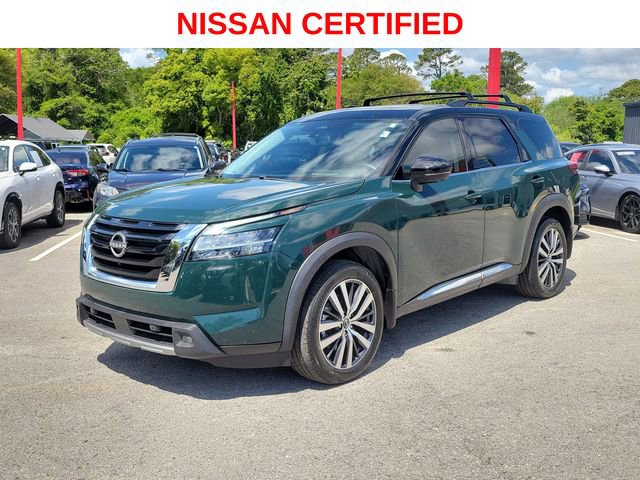 Certified 2022 Nissan Pathfinder Platinum w/ Cargo Package AWD/4WD image 5