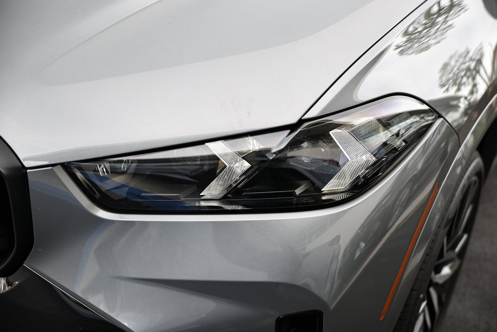 New 2026 BMW X5 xDrive40i w/ M Sport Package image 12