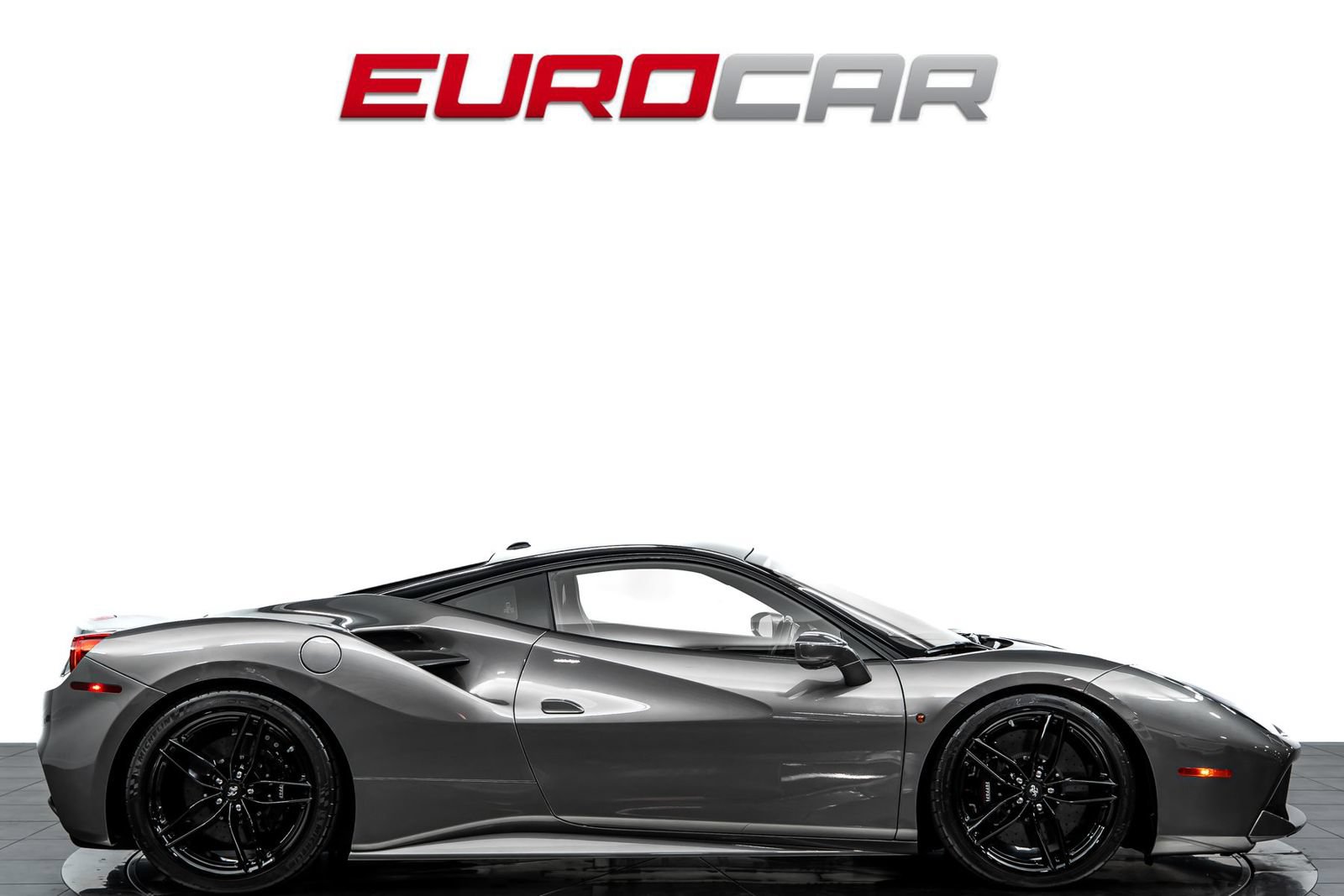 Used 2018 Ferrari 488 GTB RWD image 6