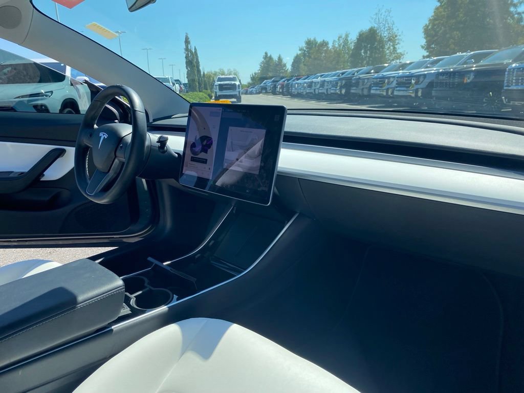 Used 2019 Tesla Model 3 Performance AWD/4WD image 31