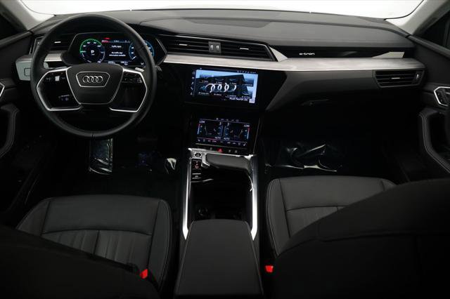 Certified 2023 Audi e-tron Premium Plus w/ Premium Plus Package AWD/4WD image 8