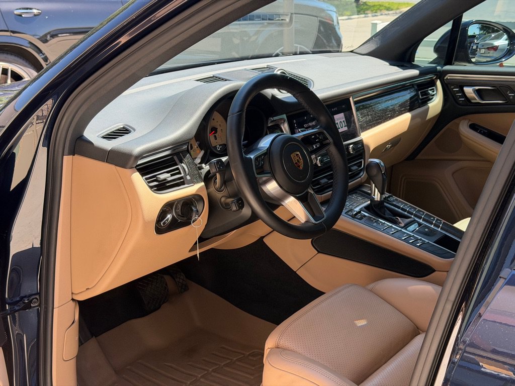 Used 2021 Porsche Macan S AWD/4WD image 22