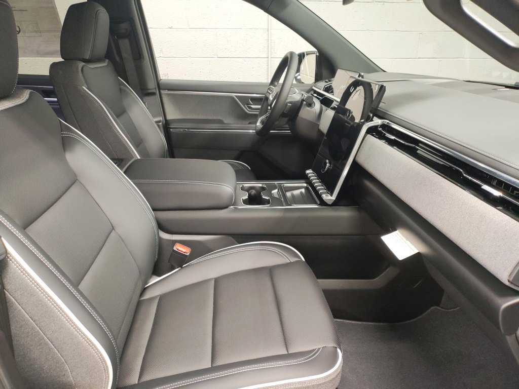 New 2026 GMC Sierra EV Elevation image 7