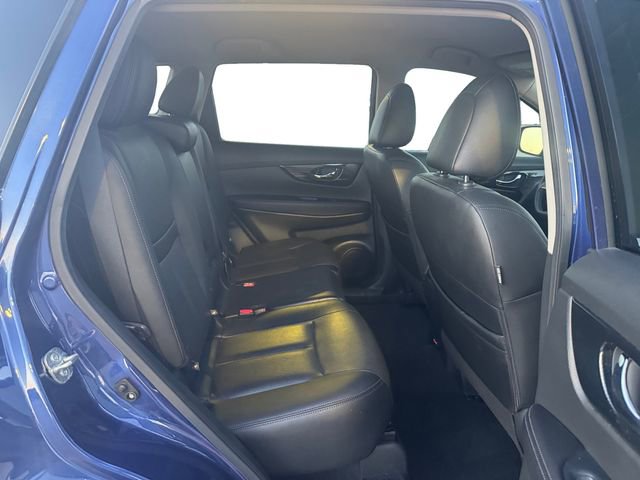 Used 2020 Nissan Rogue SL image 16