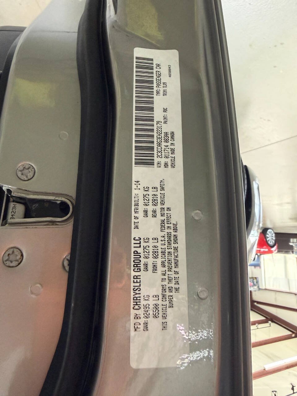 Used 2014 Chrysler 300 AWD w/ Driver Convenience Group image 30