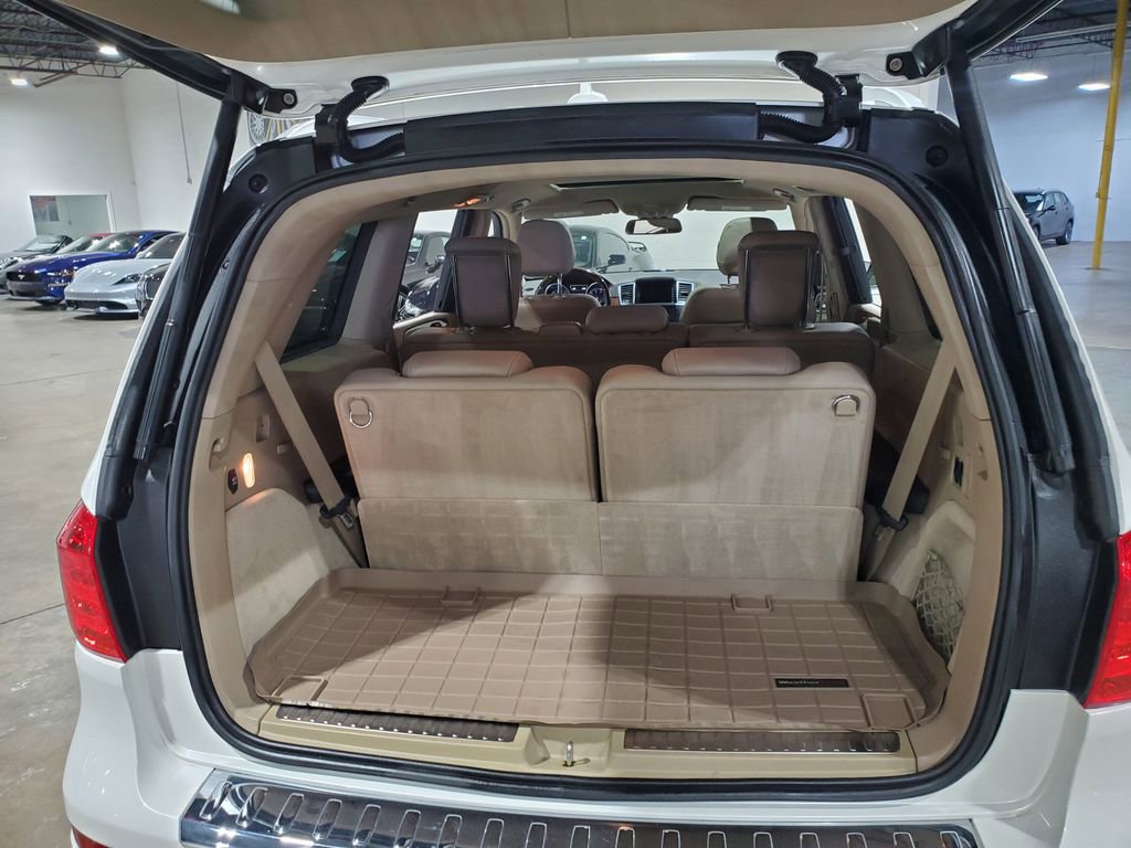 Used 2014 Mercedes-Benz GL 450 4MATIC image 46