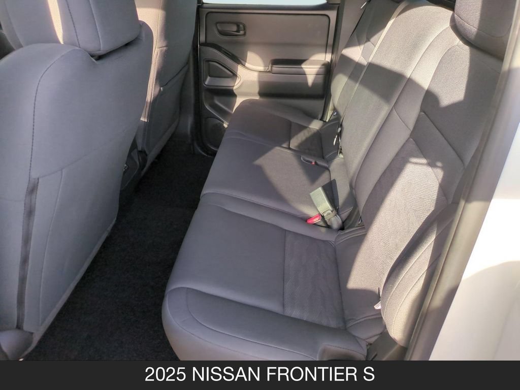 Used 2025 Nissan Frontier S RWD image 16