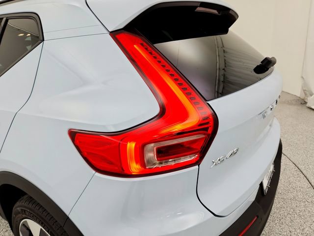 New 2026 Volvo XC40 B5 Plus w/ Protection Package Premier image 31
