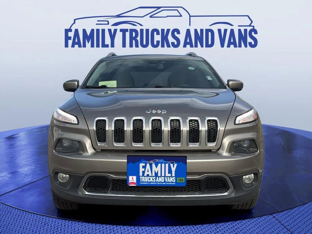 Used 2018 Jeep Cherokee Limited image 8
