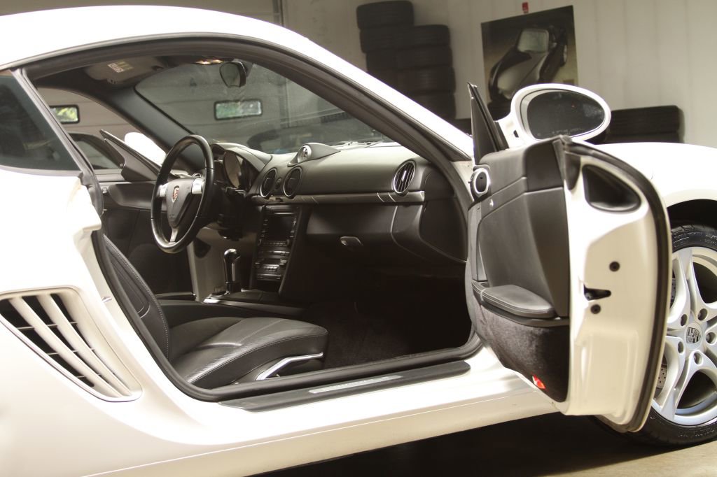 Used 2009 Porsche Cayman S image 37