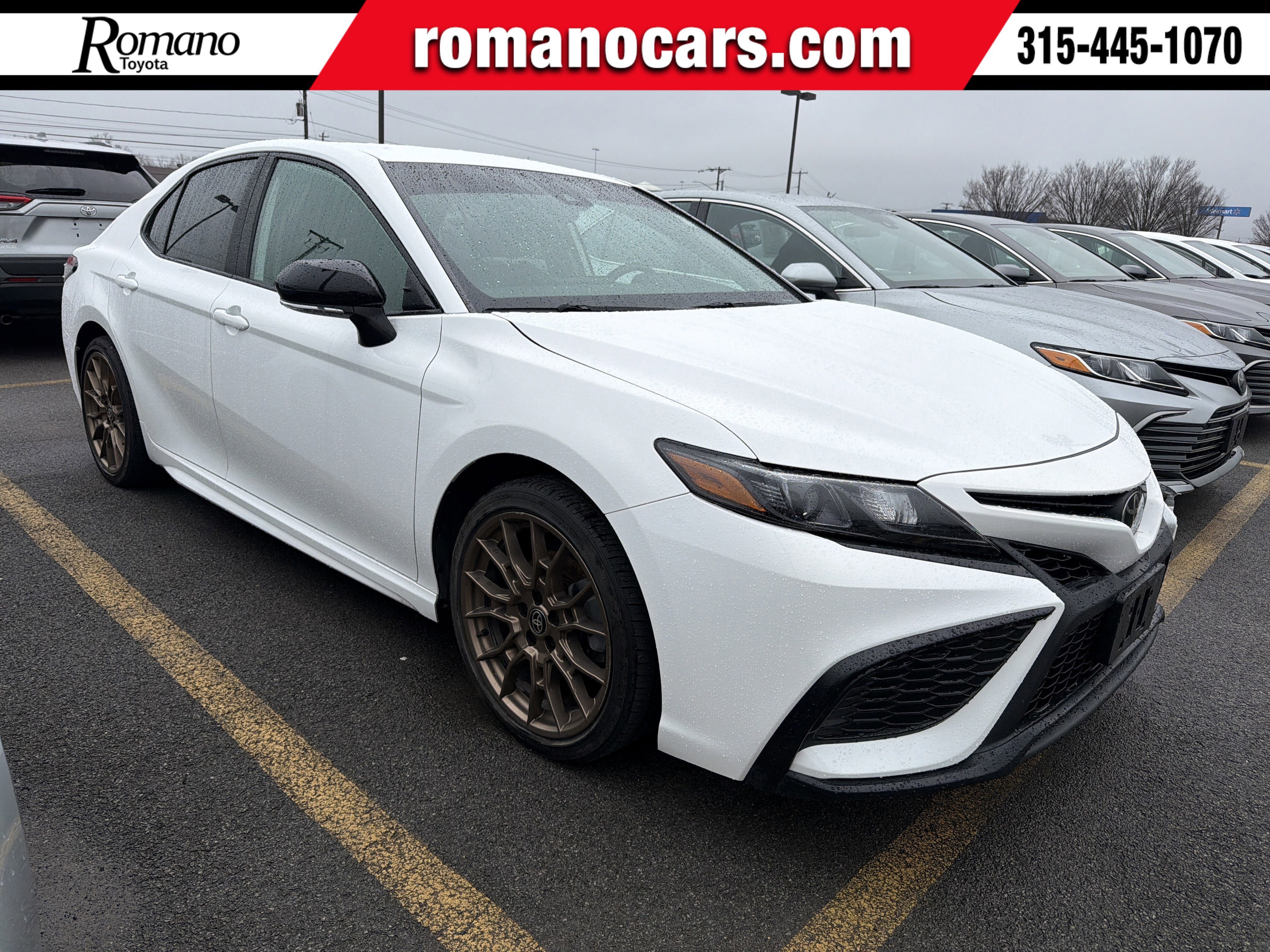 Used 2024 Toyota Camry SE w/ Convenience Package