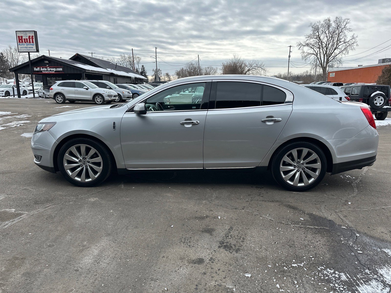 Used 2013 Lincoln MKS image 6