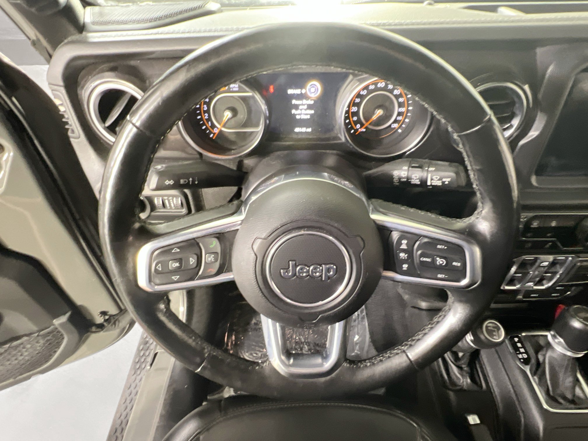 Used 2020 Jeep Wrangler Unlimited Sahara AWD/4WD image 11