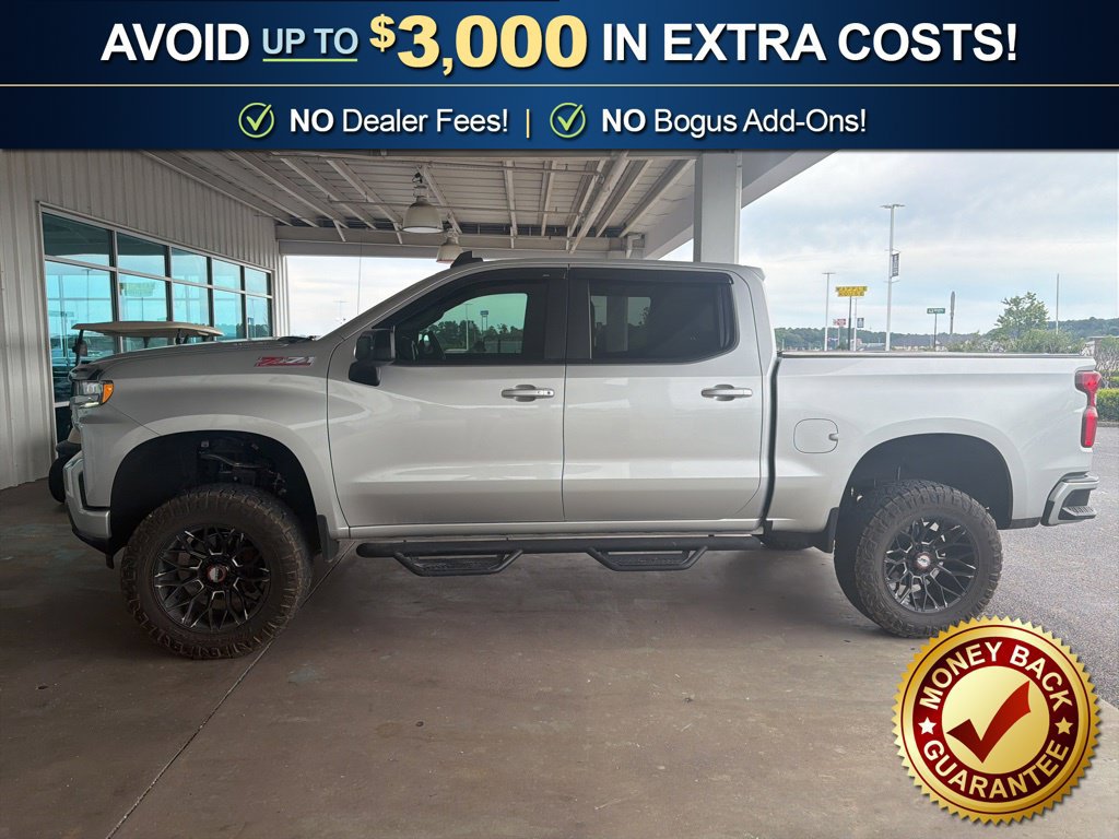 Used 2022 Chevrolet Silverado 1500 RST w/ Convenience Package II AWD/4WD image 2
