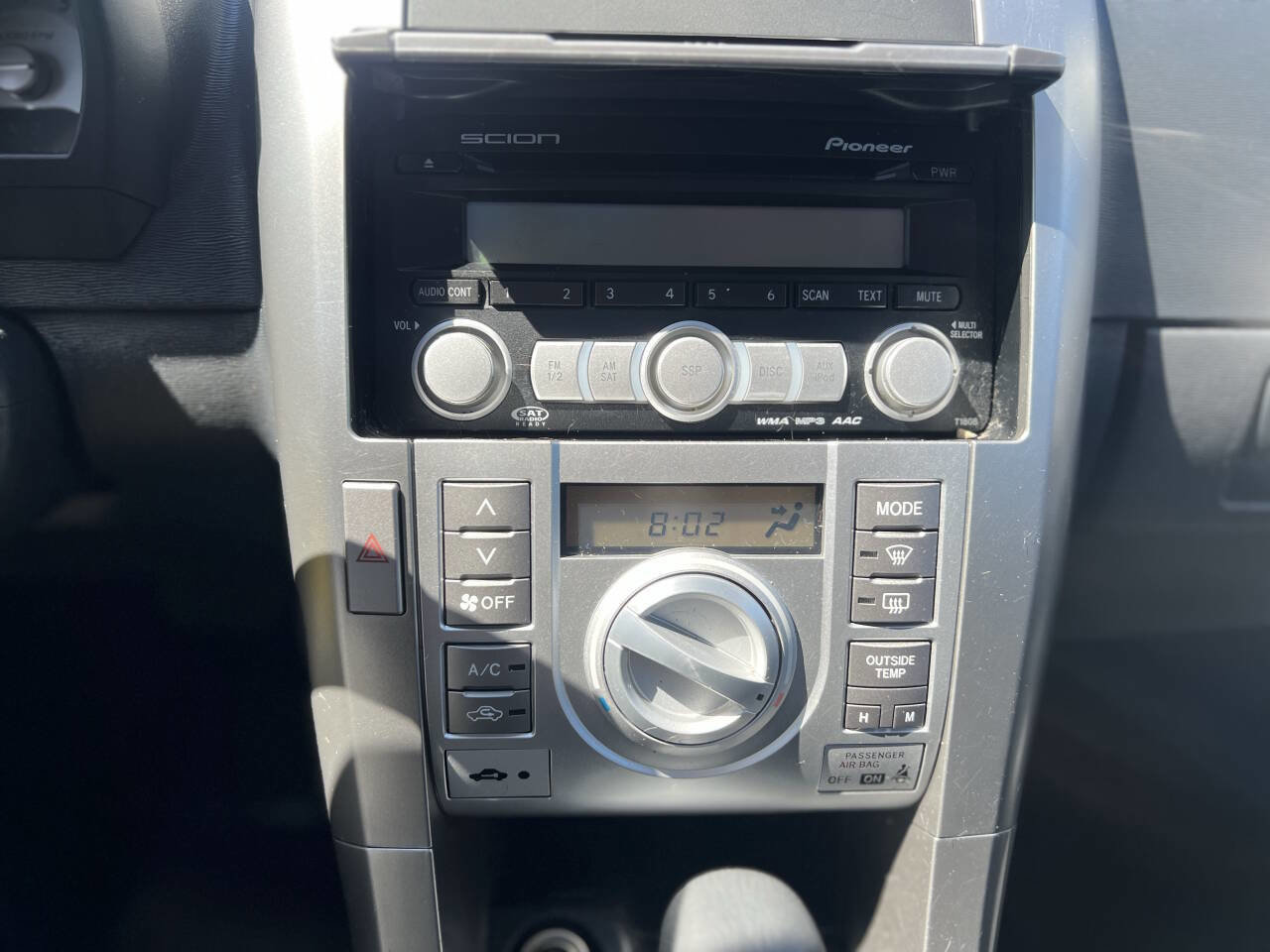 Used 2010 Scion tC FWD image 13