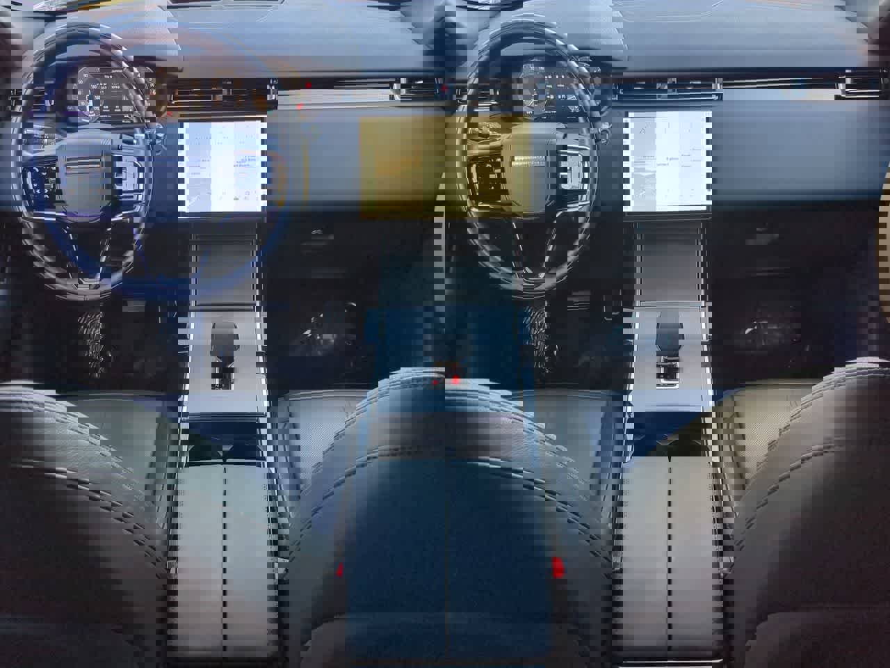 Certified 2025 Land Rover Range Rover Velar Dynamic SE image 14