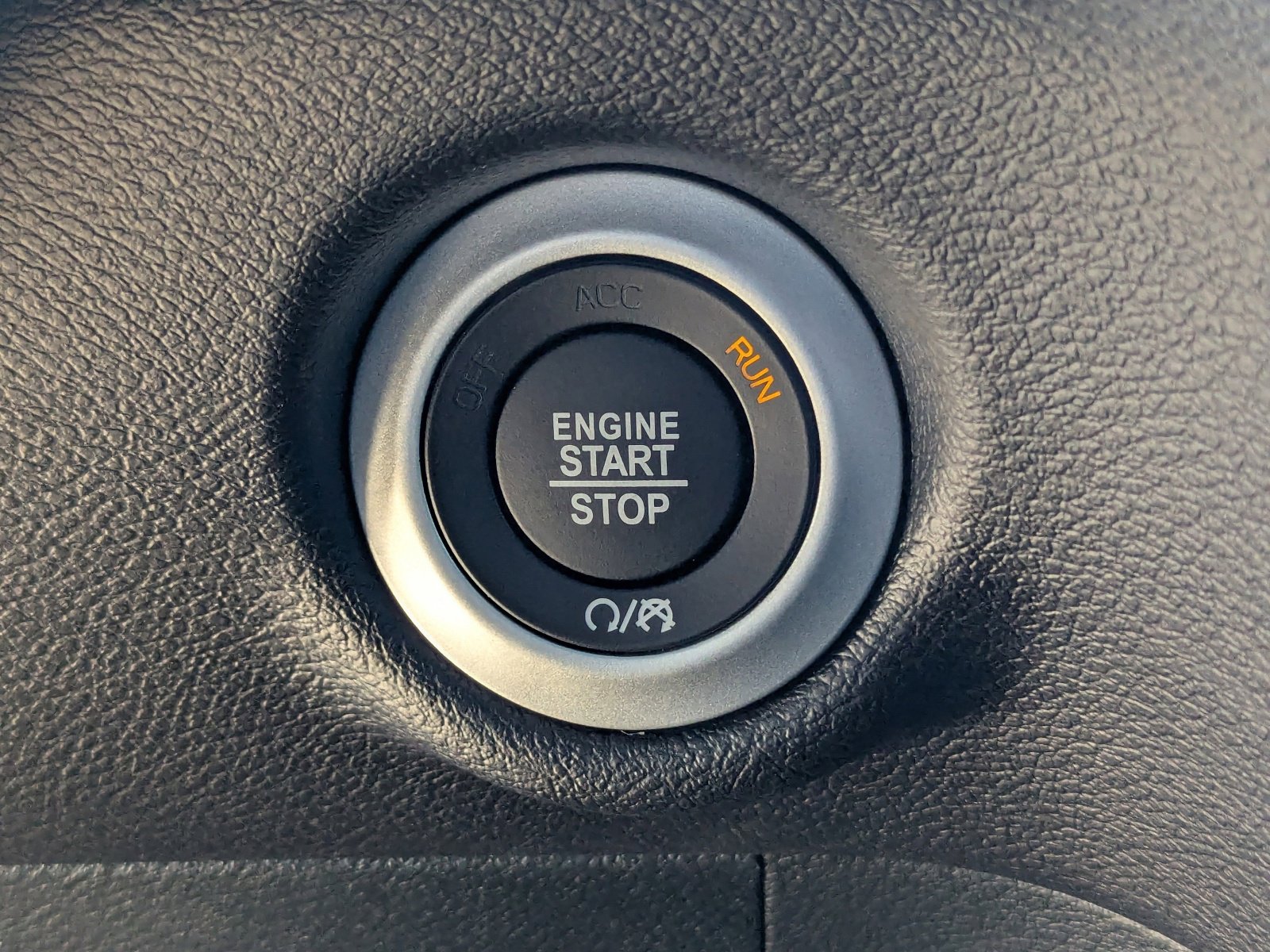 New 2026 Chrysler Voyager LX image 16