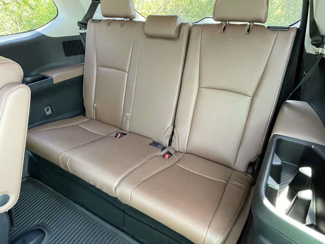 Used 2026 Toyota Grand Highlander AWD image 14