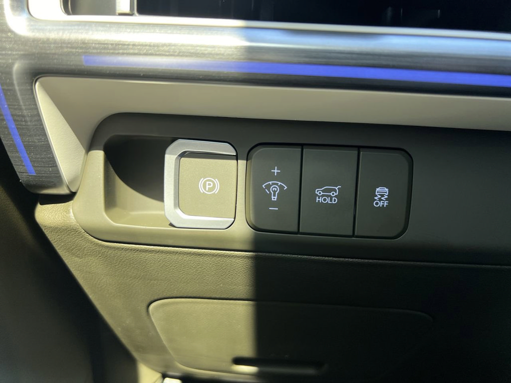 New 2025 Hyundai Santa Fe Calligraphy FWD image 31