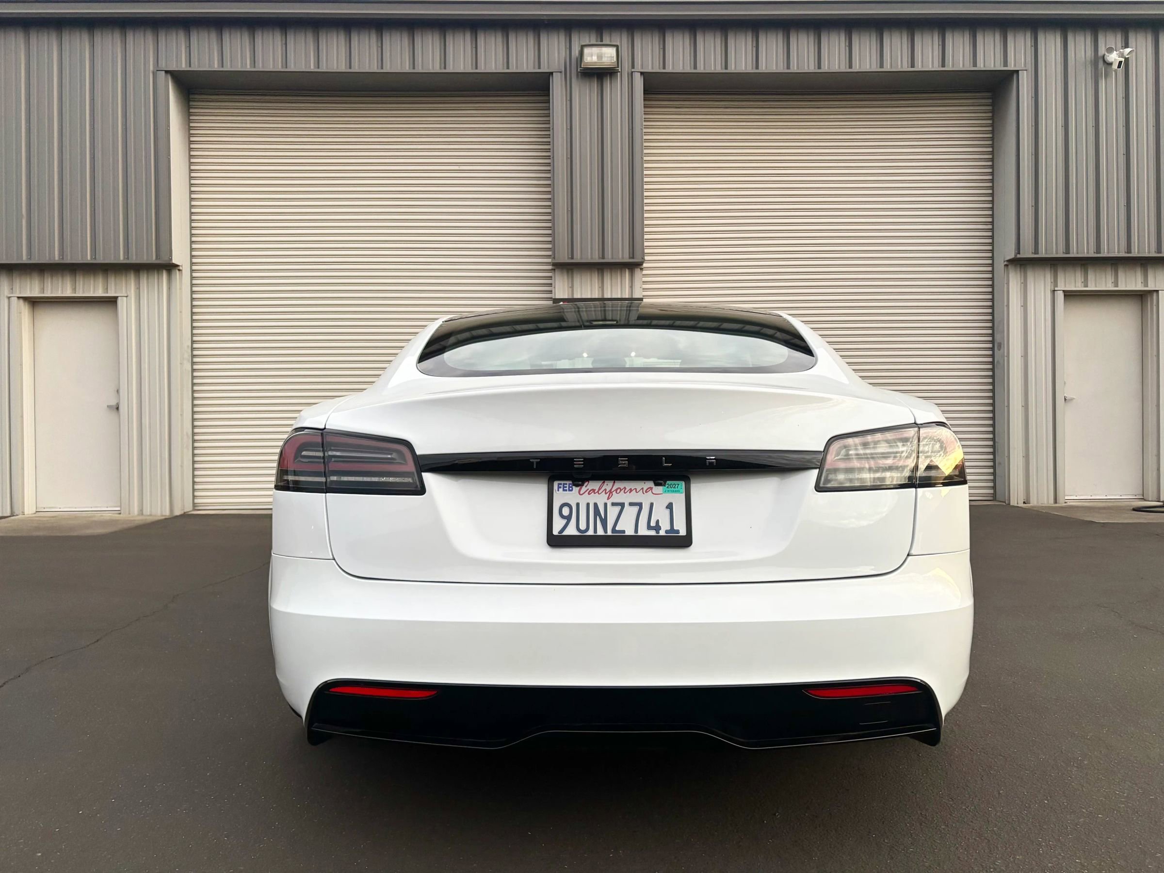 Used 2023 Tesla Model S Standard Range image 6