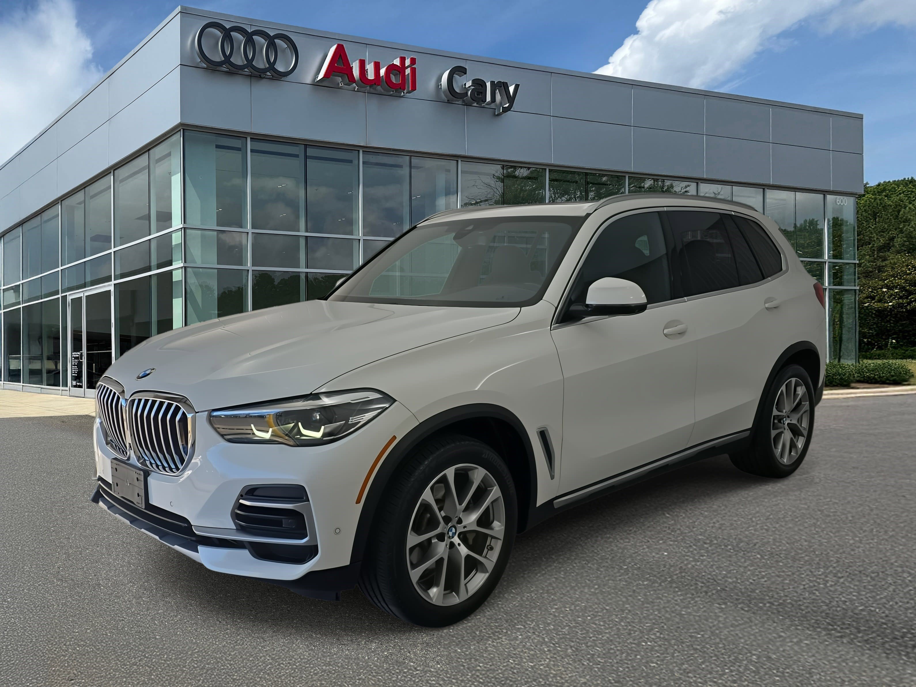 Used 2022 BMW X5 xDrive40i w/ Climate Comfort Package